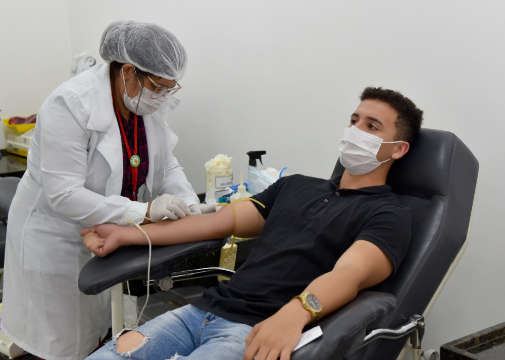 Universidade mobiliza estudantes, professores e colaboradores em campanha de doação de sangue