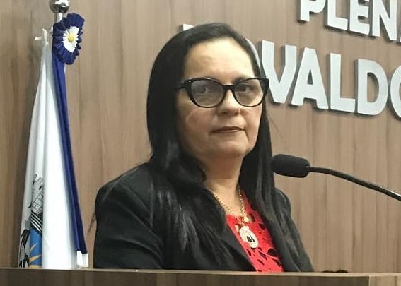 Vereadora de Patos incentiva perseguição a servidores, em suposto áudio vazado