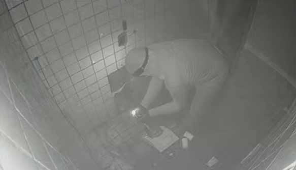 Vídeo: Grupo armado explode caixa eletrônico em posto de combustíveis em João Pessoa