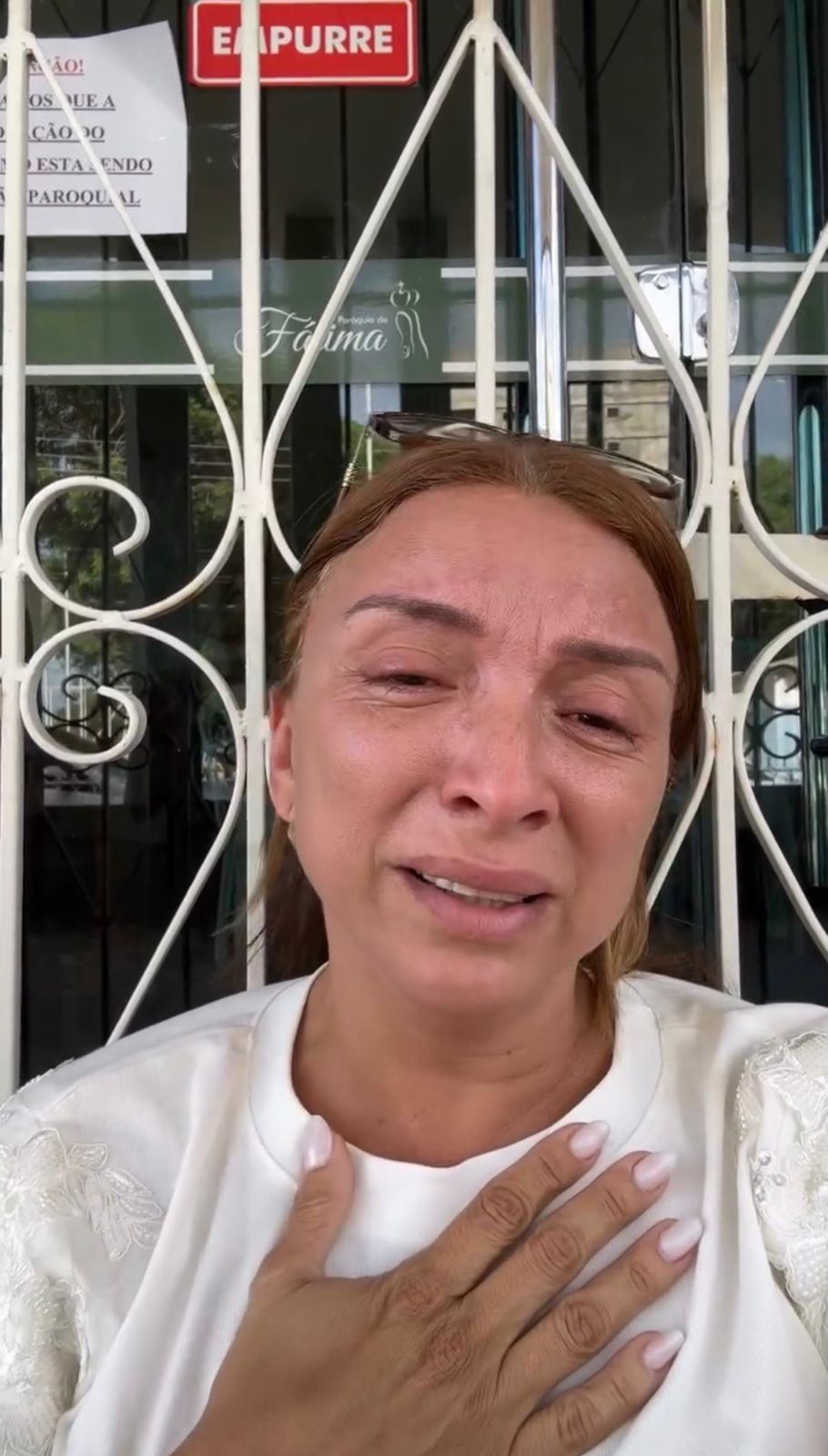 Mãe de jovem morta em acidente em Patos faz apelo emocionado por orações nas redes sociais