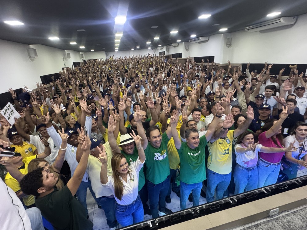 Efraim Filho reúne direita em Patos e reafirma candidatura alinhada a Flávio Bolsonaro