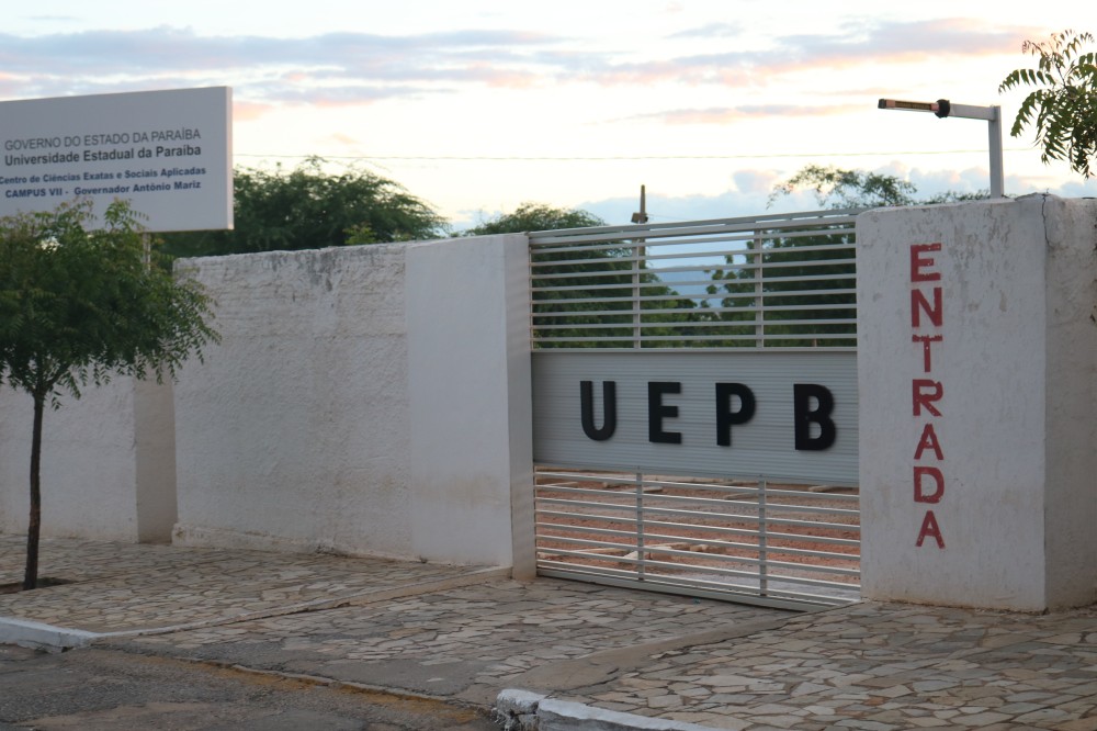 UEPB define cronograma e formato retorno das aulas em 2021